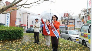 20141211 高根公団駅前1
