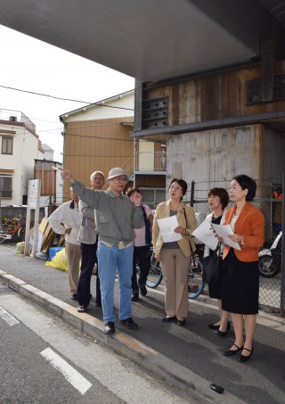 新幹線橋げた雨漏り視察３