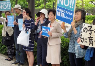 （写真　しんぶん赤旗　提供）